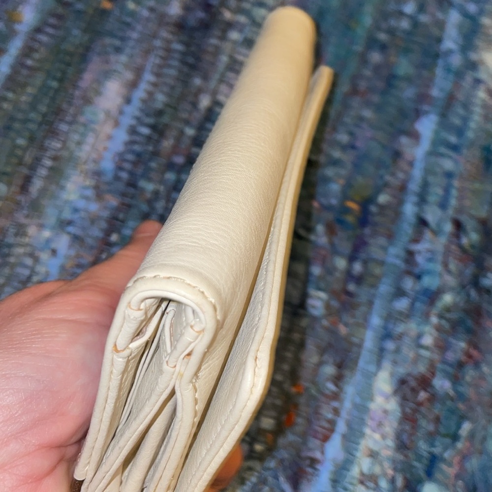 Michael Kors Brown and Cream Wallet. EUC. - Picture 3 of 13